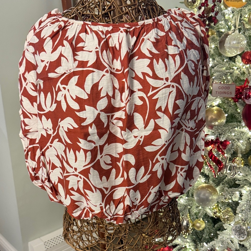 Ann Taylor Factory Red and White Floral Blouse